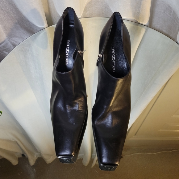 New SERGIO ROSSI Black Square Toe Bootie - Picture 2 of 10